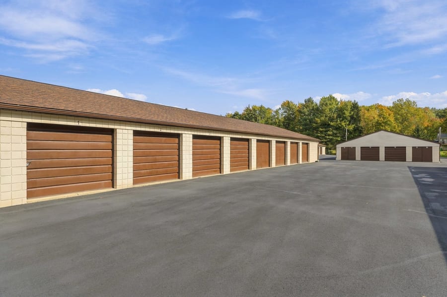 4381 Hudson Drive — photo 6 of 62