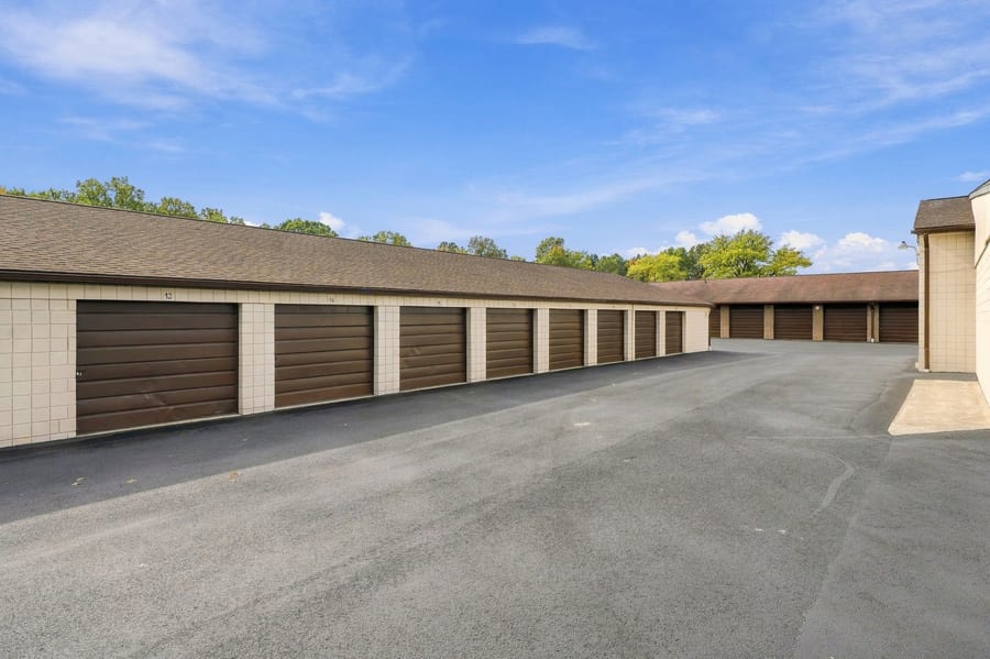 4381 Hudson Drive — photo 12 of 62