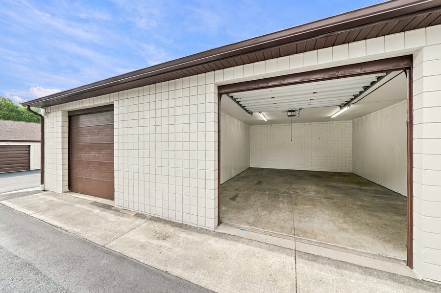 4381 Hudson Drive — photo 14 of 62