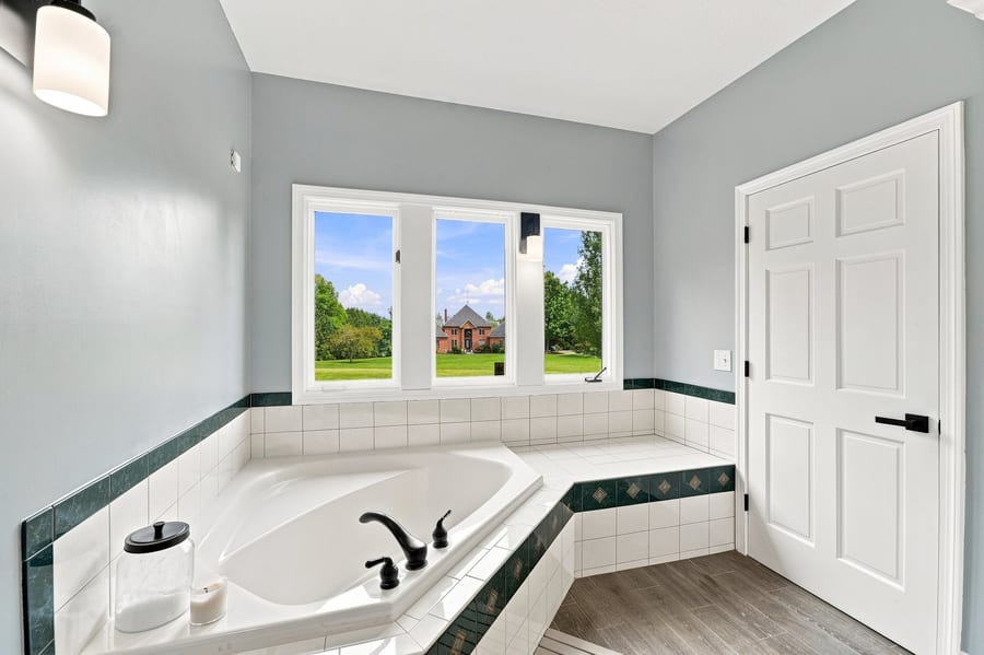 812 Prospect Ave S, Hartville, OH 44632, USA — photo 30 of 49