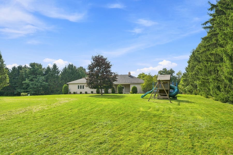 812 Prospect Ave S, Hartville, OH 44632, USA — photo 45 of 49