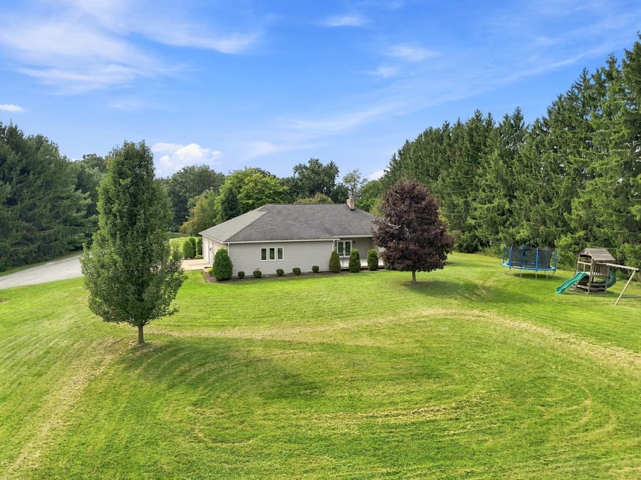 812 Prospect Ave S, Hartville, OH 44632, USA — photo 46 of 49