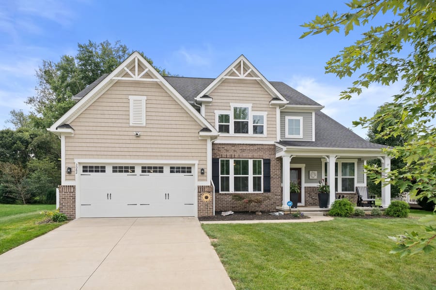 3082 Stonehurst Rd, Uniontown, OH 44685, USA — photo 1 of 58