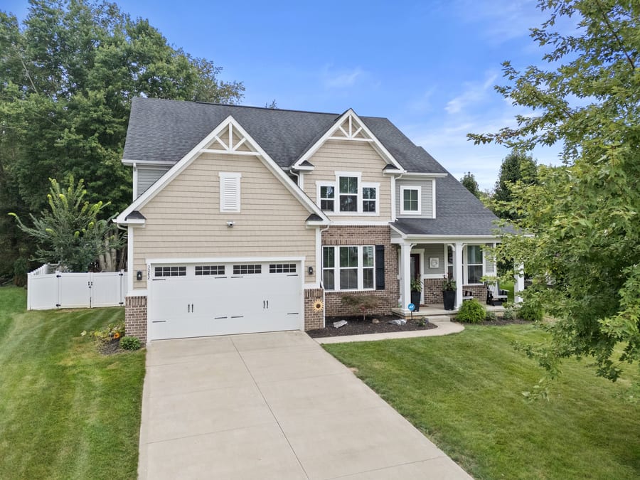 3082 Stonehurst Rd, Uniontown, OH 44685, USA — photo 2 of 58