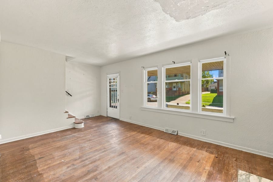 4018 Gifford Avenue — photo 6 of 27