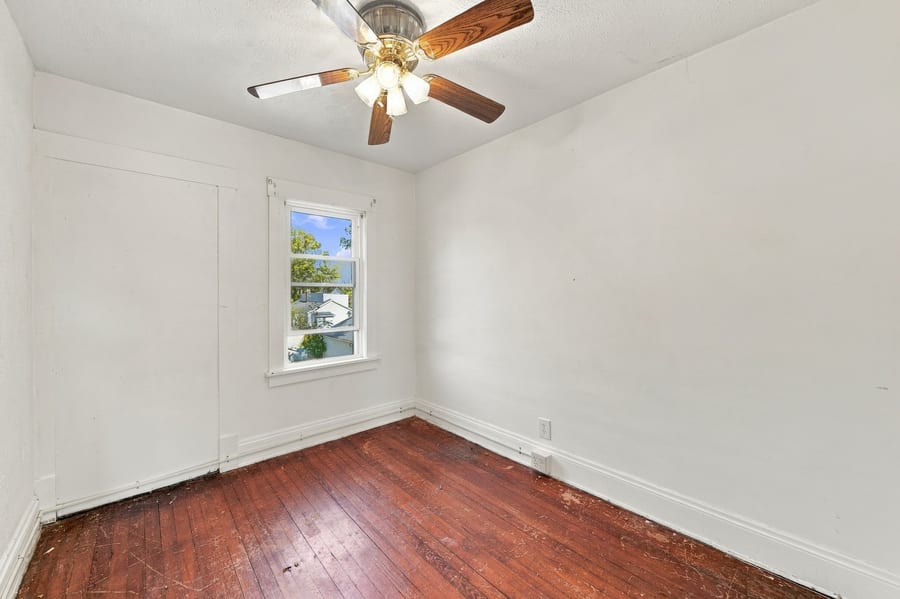 4018 Gifford Avenue — photo 14 of 27