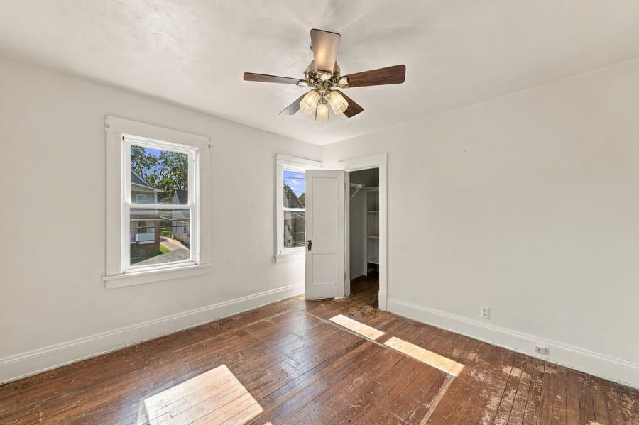 4018 Gifford Avenue — photo 21 of 27