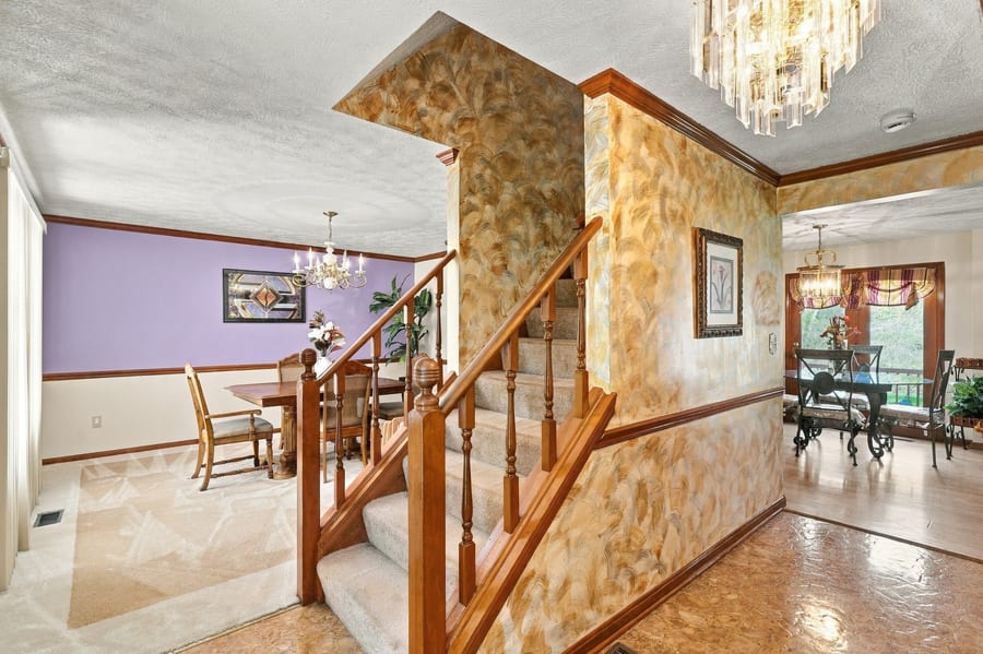 2299 Inas Drive — photo 4 of 46