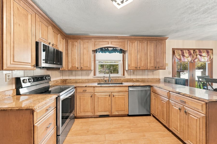 2299 Inas Drive — photo 9 of 46