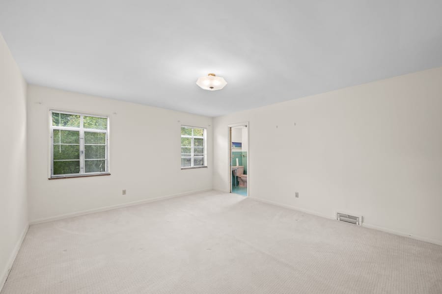 16236 Northvale Boulevard — photo 18 of 44