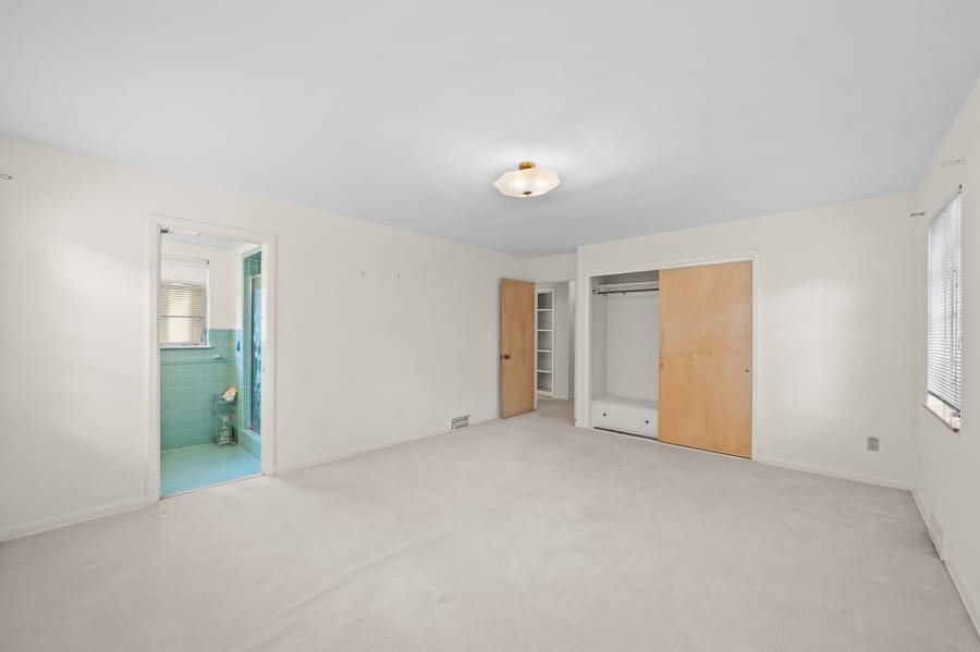 16236 Northvale Boulevard — photo 19 of 44