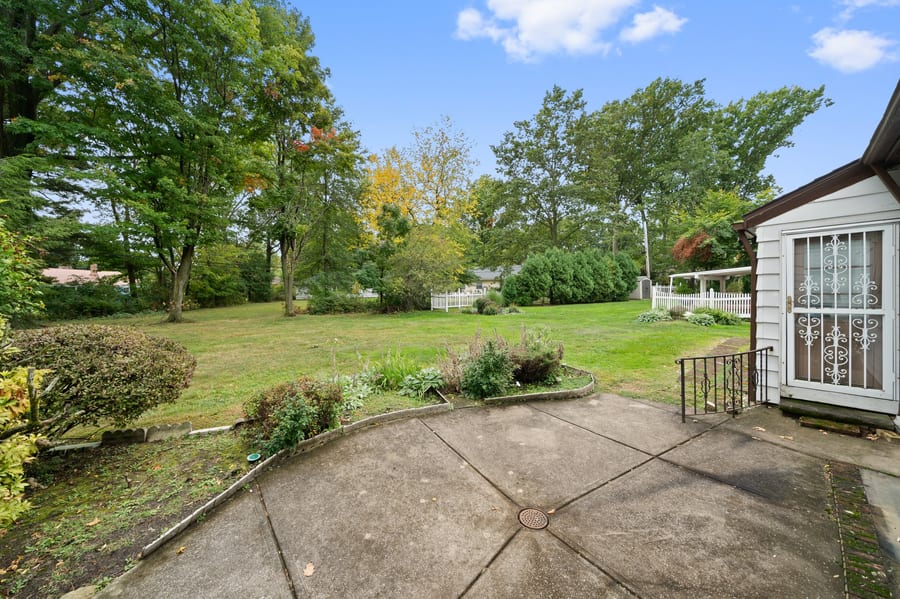 16236 Northvale Boulevard — photo 33 of 44