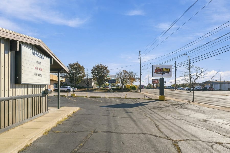 1305 East Tallmadge Avenue — photo 2 of 29