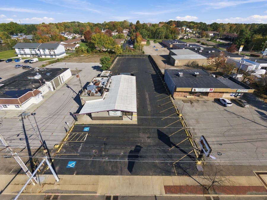 1305 East Tallmadge Avenue — photo 6 of 29