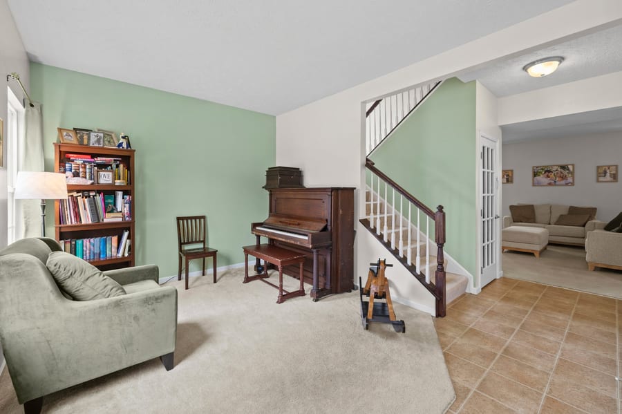9167 Stonegate Circle, North Ridgeville, OH 44039 — photo 5 of 37