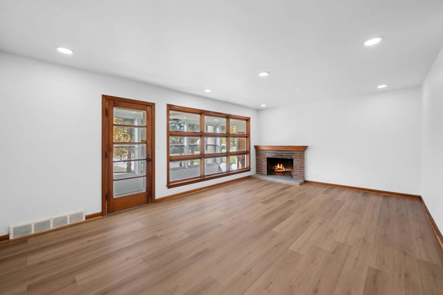 1908 Valley Road — photo 13 of 40