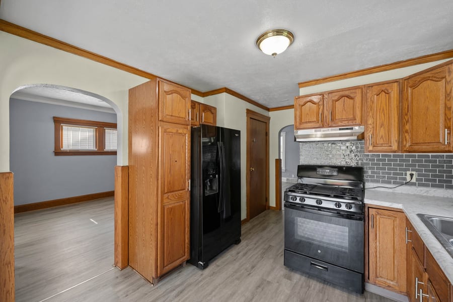 160 Claremont Avenue Northwest — photo 12 of 36