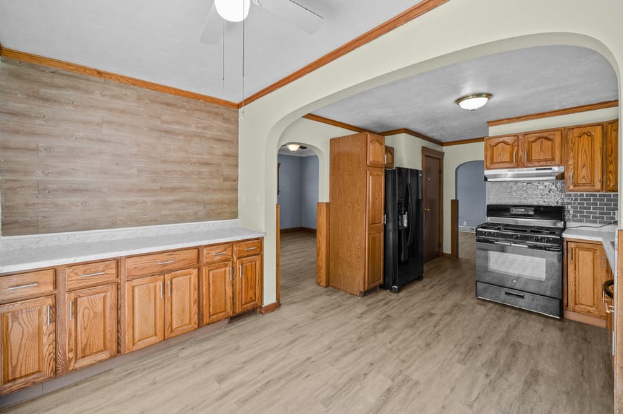 160 Claremont Avenue Northwest — photo 15 of 36