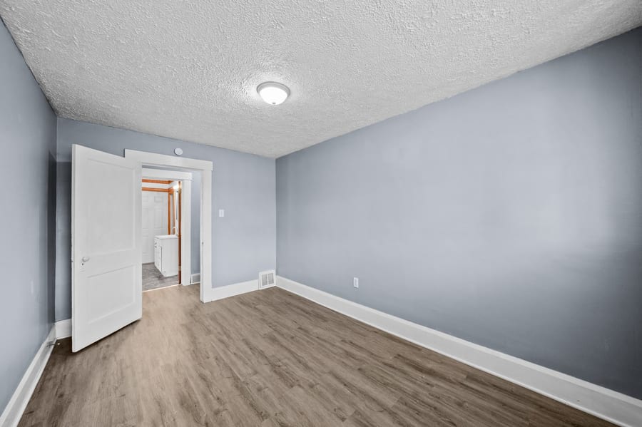160 Claremont Avenue Northwest — photo 23 of 36