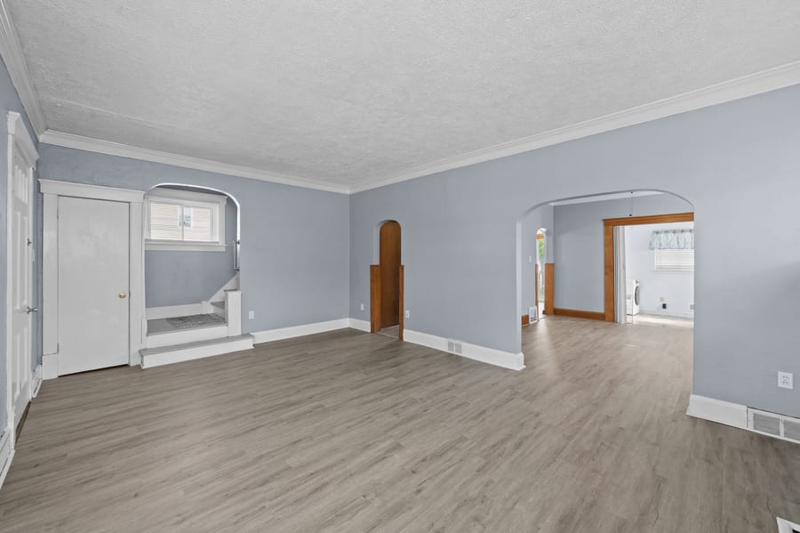 160 Claremont Avenue Northwest — photo 7 of 36