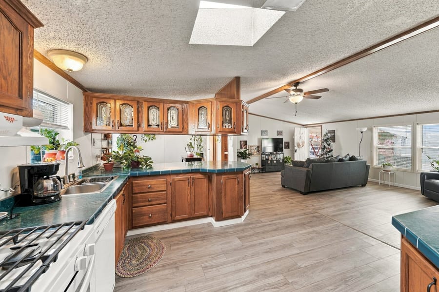 1525 Lancelot Street — photo 13 of 28